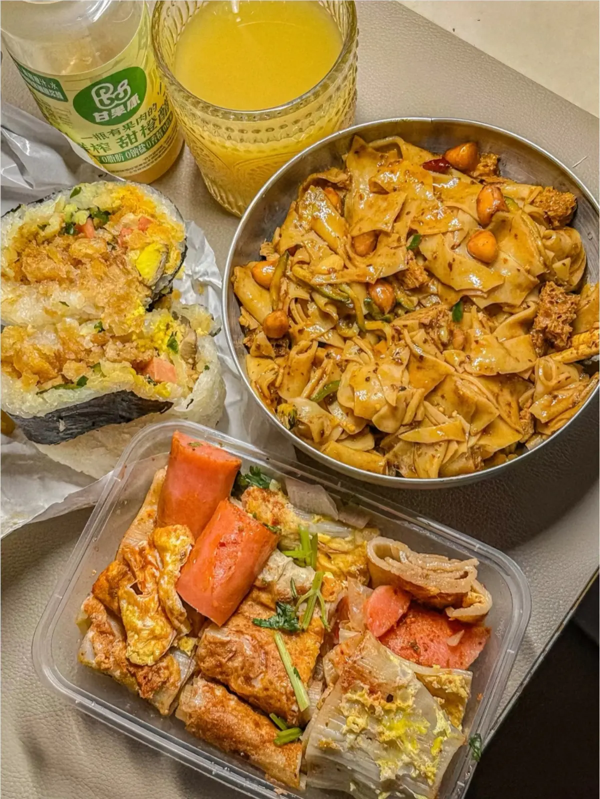 凉皮，烤冷面，饭团，简简单单