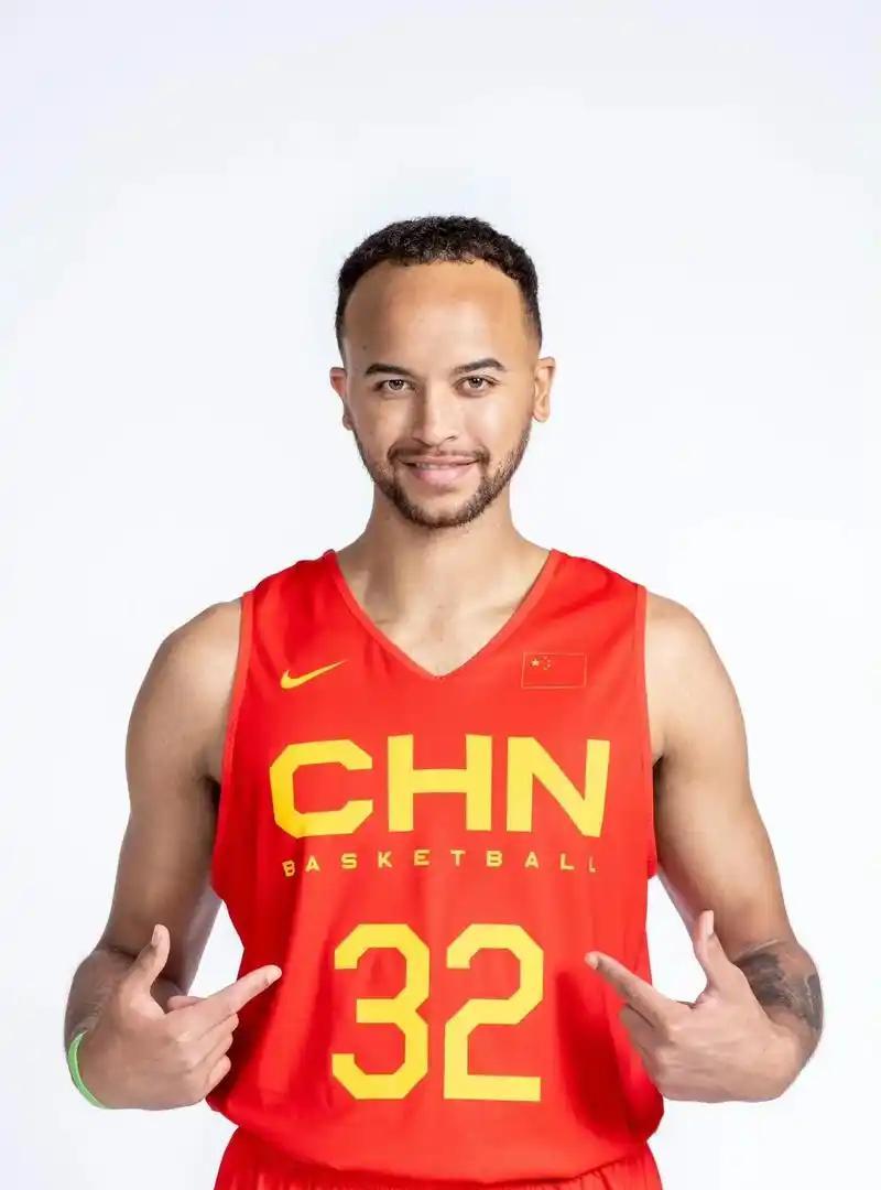 外援归化终成画饼，亚洲杯还得自力更生！今年的男篮最大的消息和政策就是外援和归化