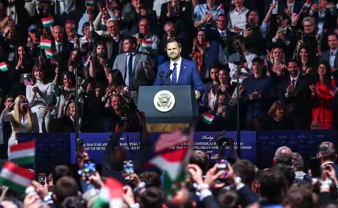 万斯布达佩斯宣战欧盟：美国亲手拆碎欧洲，冷战后最大变局降临距离匈牙利大选仅剩5