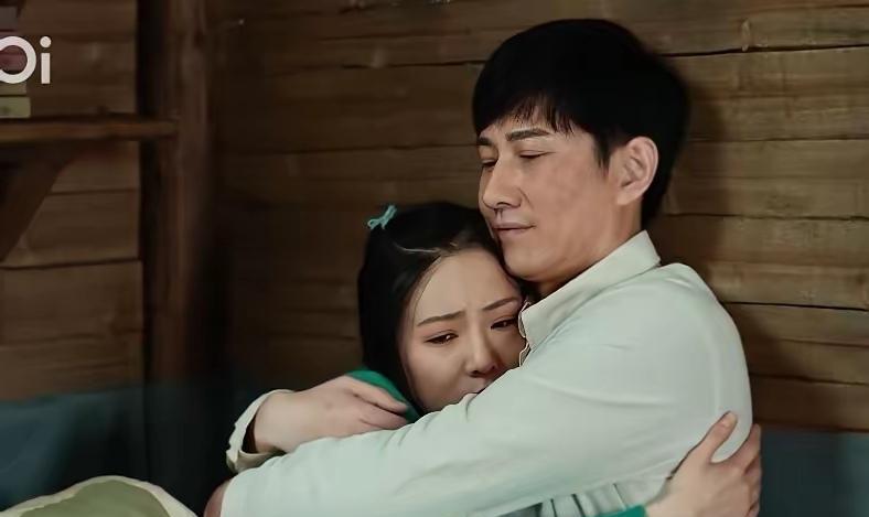 追剧《依依向北风》曲芳菲虽然已经离世了，但觉得这个女人很自私，跟盛雪竹的