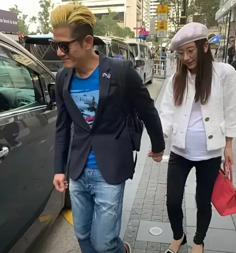 网红嫁入豪门就是生育机器，靠生育栓住男人的心，方媛就是个例子，这才几天都生三胎了