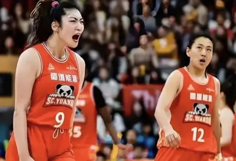 四川女篮的“五个没想到”8月10日，四川女篮全运会资格赛首秀。一是没想到