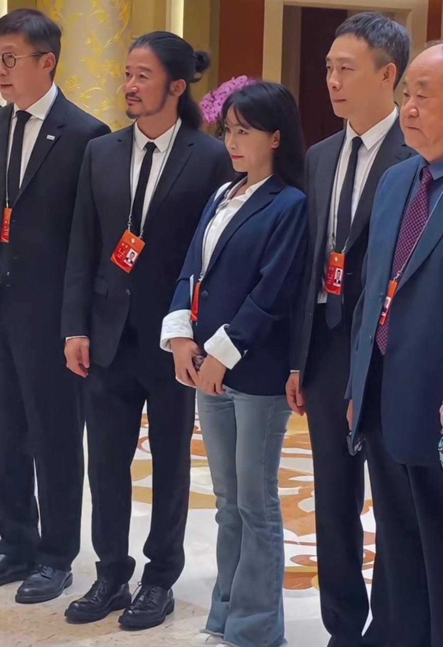 吴京这是准备走什么路线