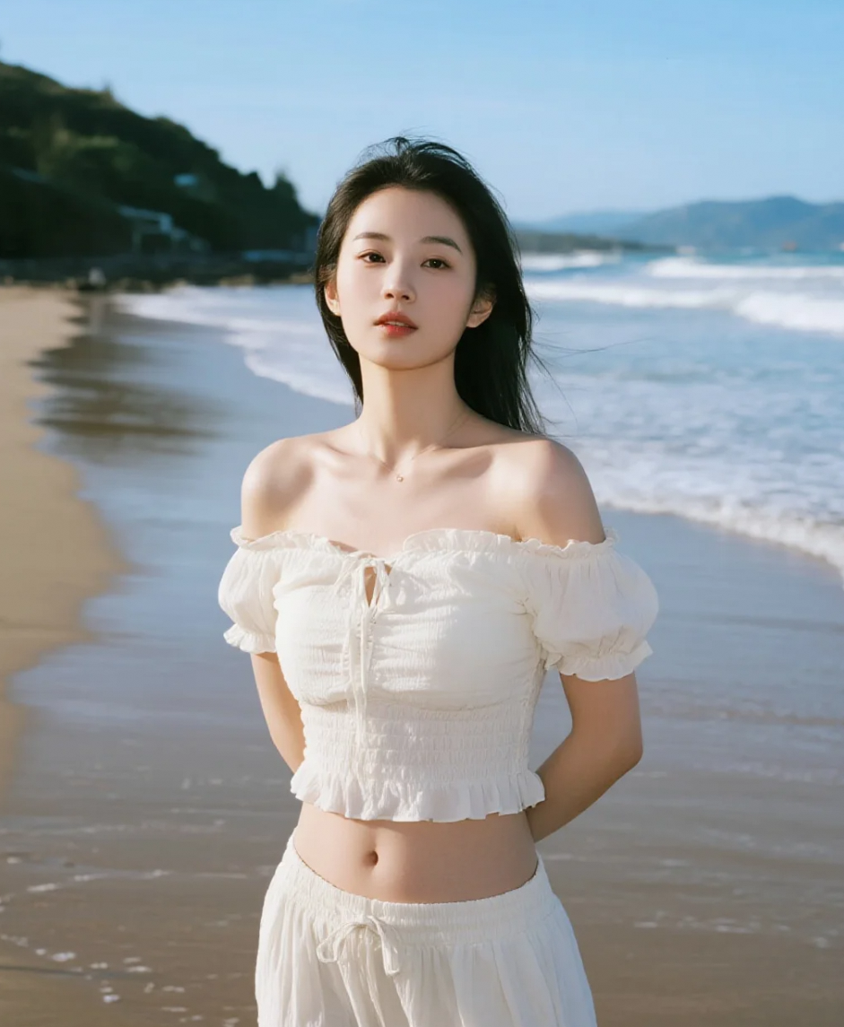 沙滩上的倩影，美得让人心动不已
