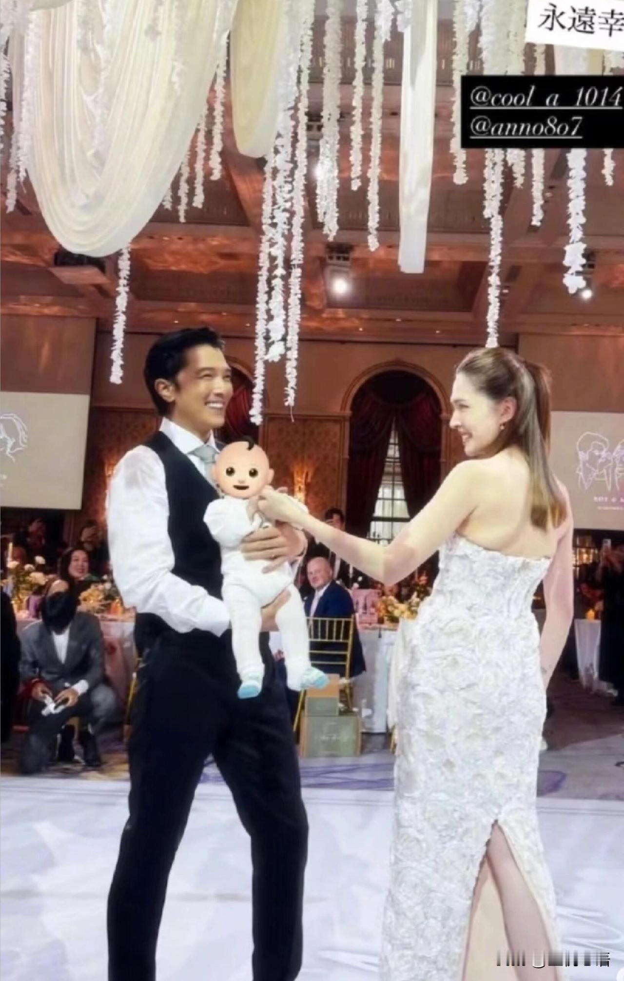 救命！这才是偶像剧天花板结局吧！谁被邱泽许玮宁的婚礼甜晕了我不说！现实版偶