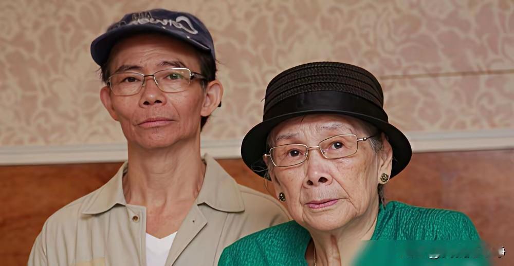 梅艳芳的母亲为什么终其一生都跟闺女过不去？天天要钱，天天要钱，活着要钱，死了还