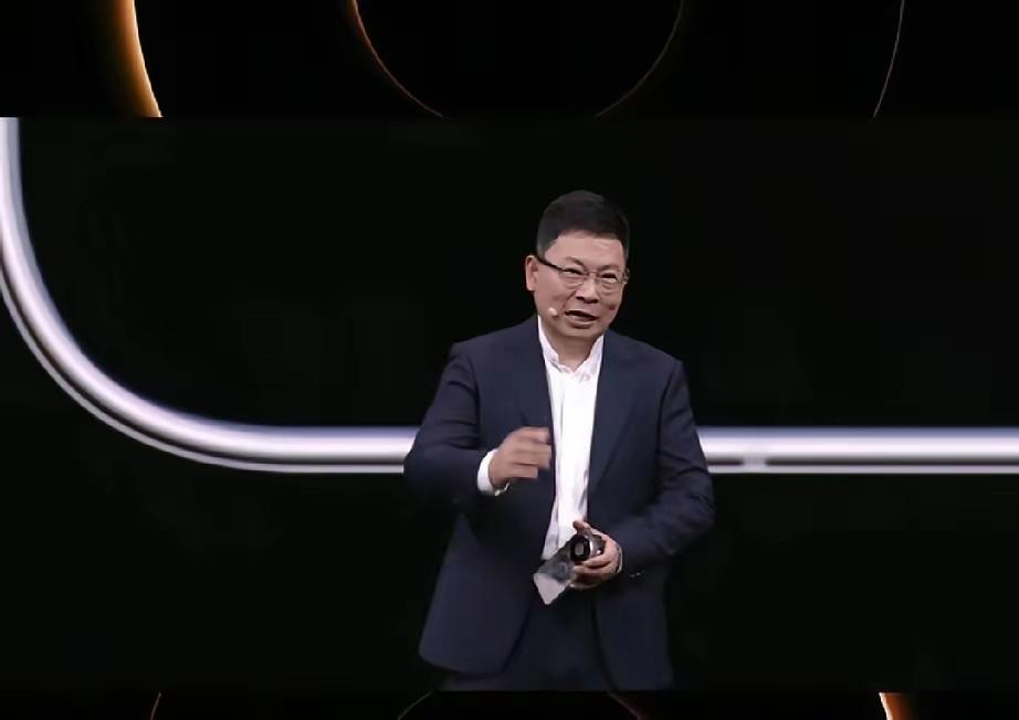 余承东更早的警告依旧在线：复制粘贴，永远没有明天。放眼望去，一票新车把法拉利