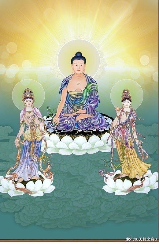 佛教小知识大雄宝殿三佛：阿弥陀佛，释迦牟尼佛，药师佛。东方三圣：月光菩萨，药师佛，日光菩萨。西方三圣