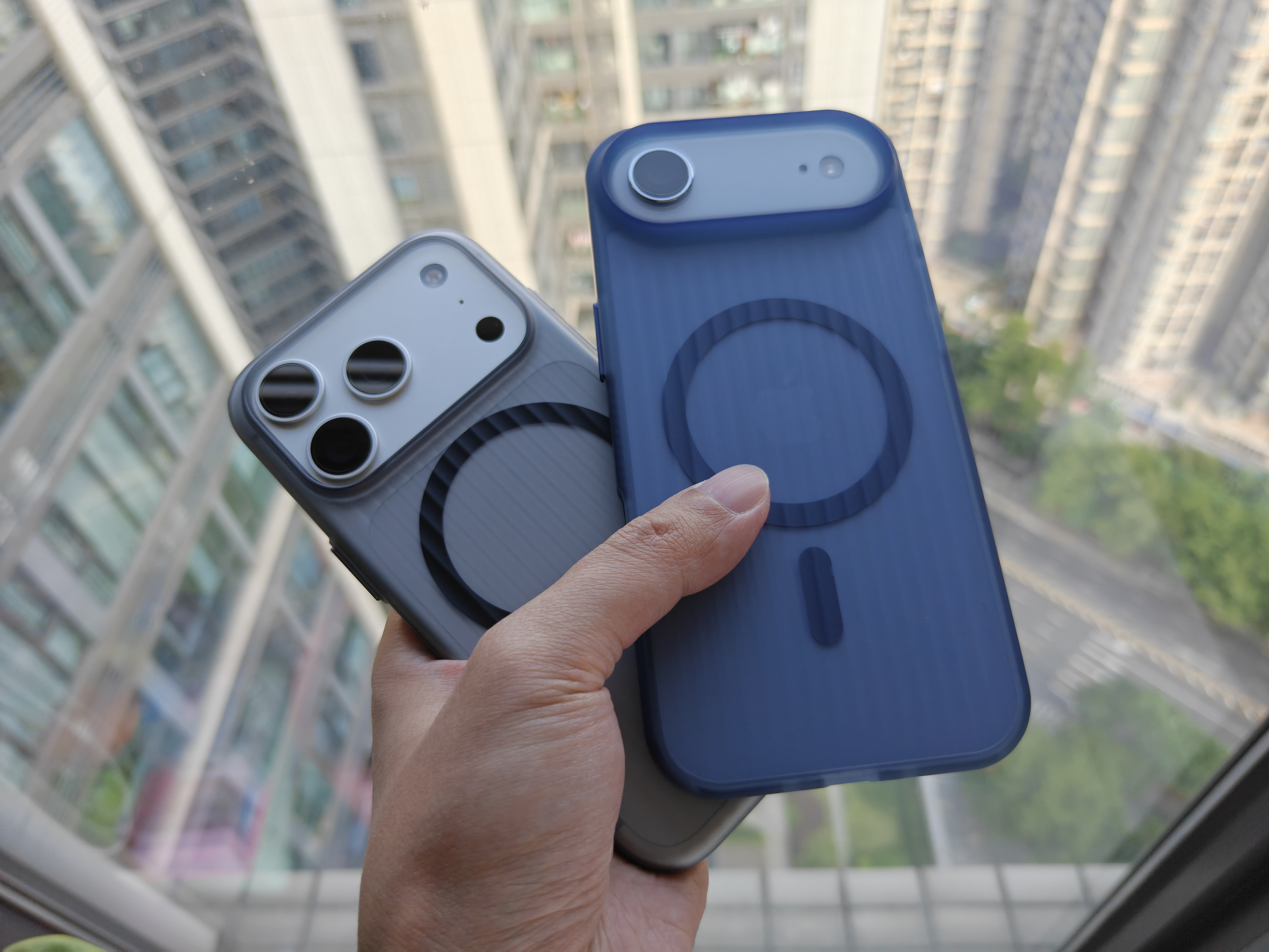 兜兜转转,最后还是用回了iPhone17Pro,港版的iPhoneAir搭配