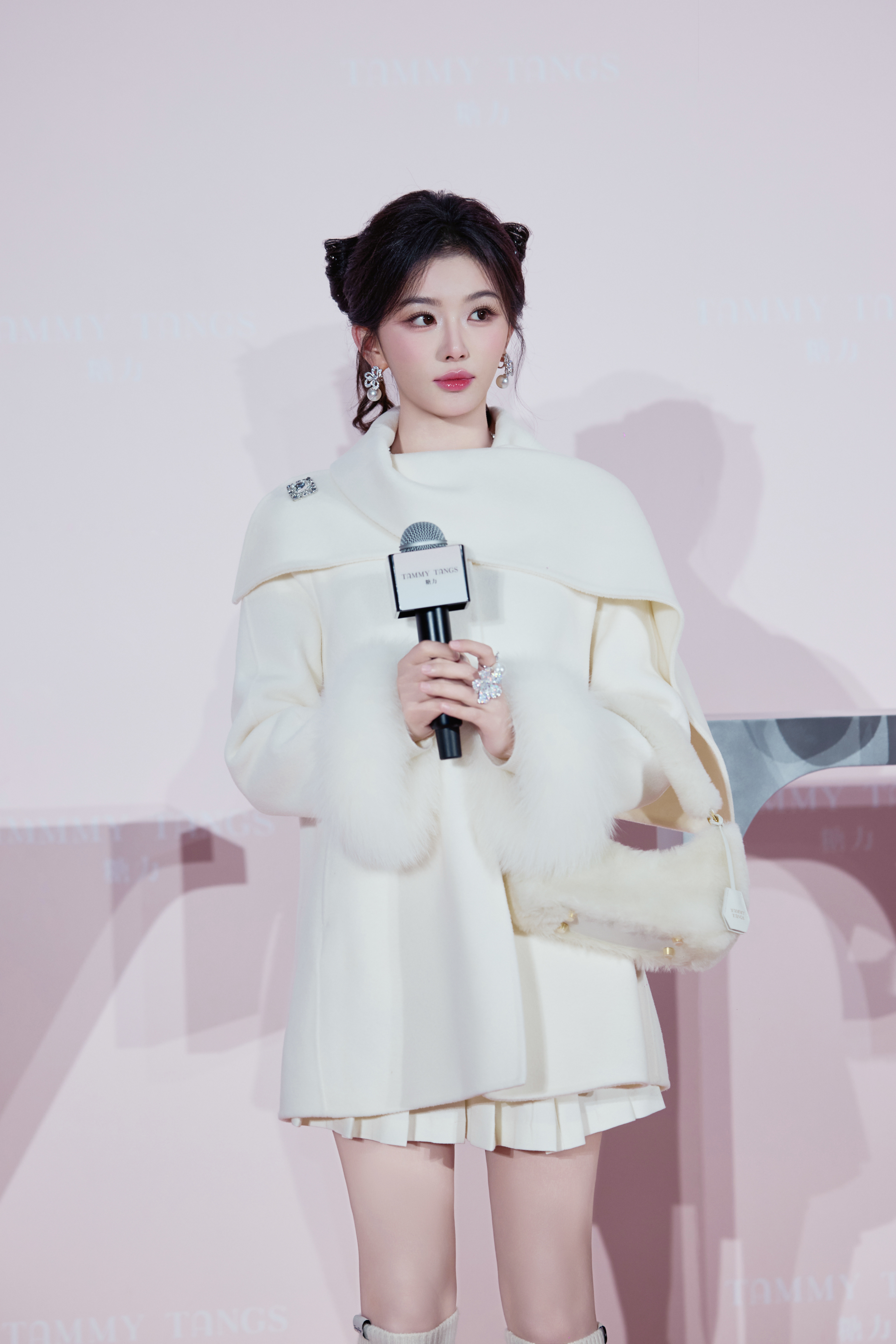 孔雪儿美腿长靴，好美啊，顶不住，发射发射＞＞＞💕💕💕