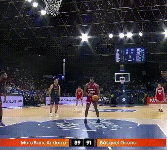 超远距离压哨绝平，太刺激，太疯狂了，这球可以吹一辈子了！感觉是有史以来最远的，