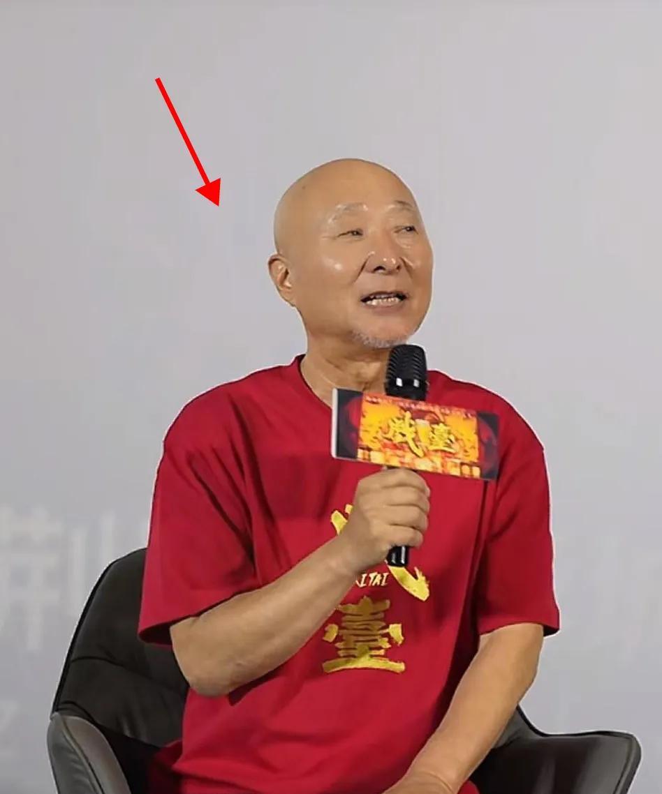 陈佩斯说：这辈子最对不起的人，就是他的老婆。当年他版权官司输了，公司倒了，连儿