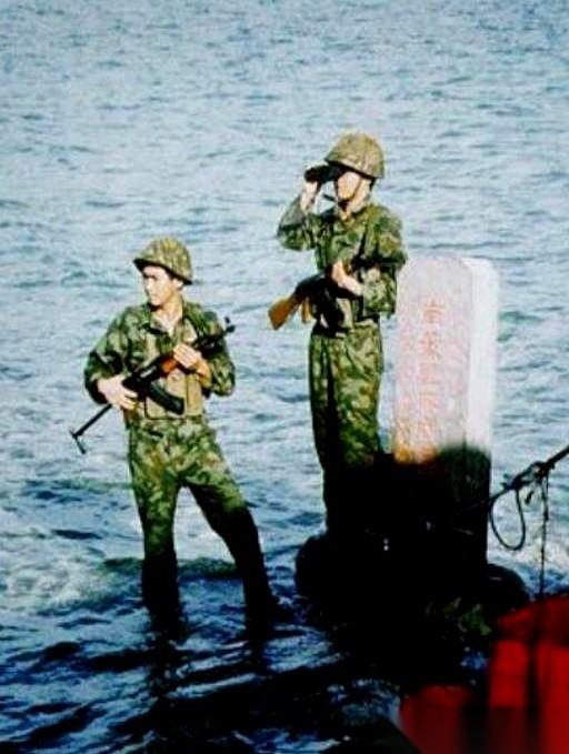 这份关于1990年南薰礁守礁事件的调查档案，至今仍是中国南沙历史上最惨烈的悬案。