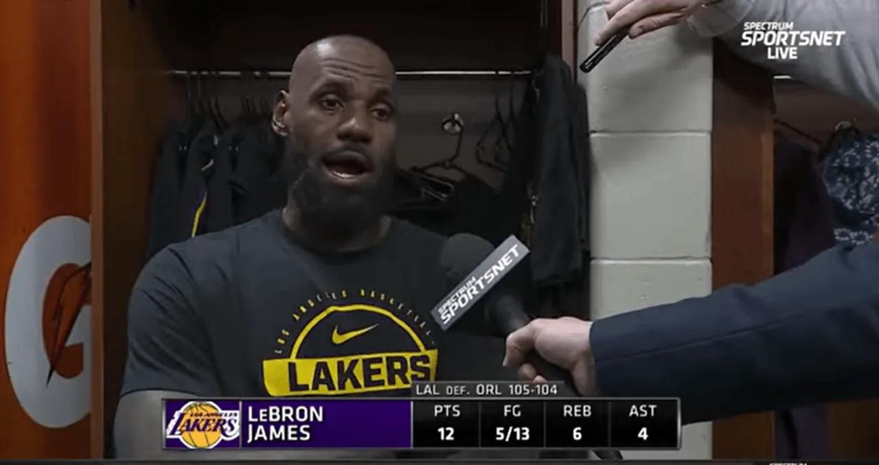 雷迪克，反正下场比赛东契奇自动禁赛，我建议你干脆直接里弗斯和詹姆斯全休战算了，你