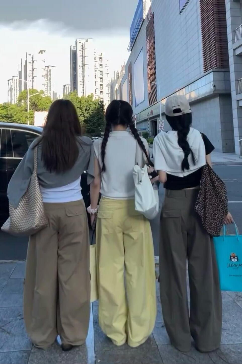 《瞬间感受到了好的臀型会说话！！》梨形小个子天菜工装裤！闭眼冲不踩雷✨自留款真的