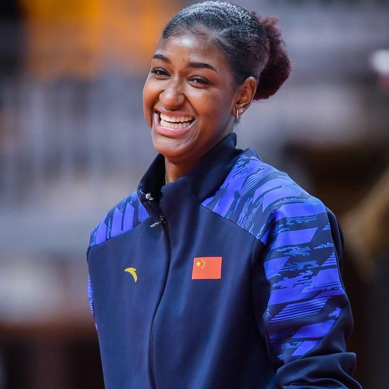 📊🇩🇴马丁内兹：（4局）▶️12分：16扣10中0失误0被拦（成功率63%