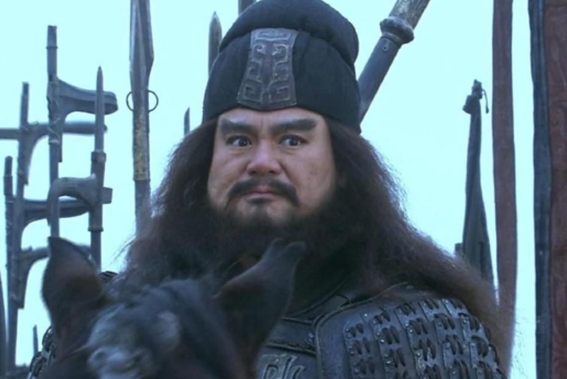 许褚究竟比张飞差多少？对比两场硬仗，两人实力差距一眼看懂许褚与张飞都曾和马超