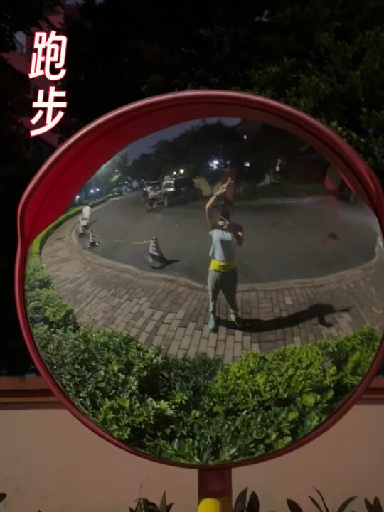 🏃🏻‍♀️跑着跑着| 跑进夏天的梦里