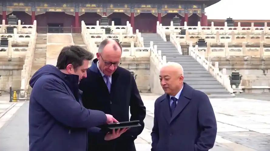 默茨访华让美媒破防：中国明明没让步，为何西方还是排队上门认错 《纽约时报》最