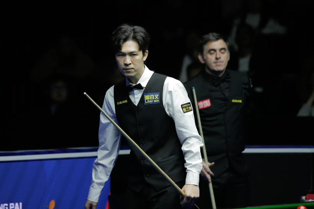 冠军属于塔猜亚！真没想到，塔猜亚居然一黑到底，接连翻越特鲁姆普、奥沙利文两座大山