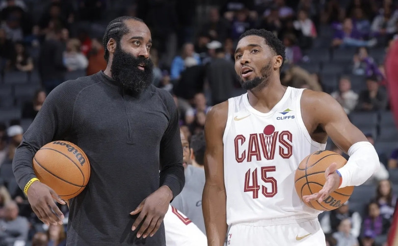 哈登和米切尔每个赛季都能打进季后赛，就差总冠军了！1、哈登——36岁，进入联