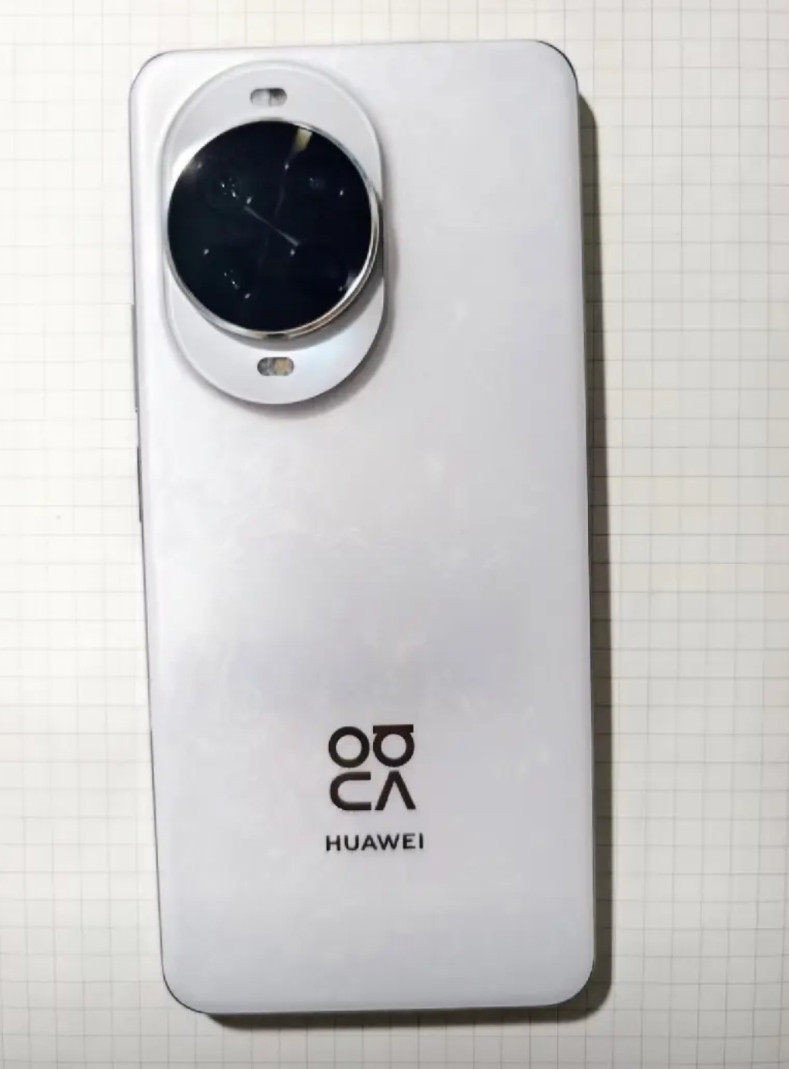 Nova15就要发布了，华为的设计师这次能不能重新设计，Nova14的颜值是真的