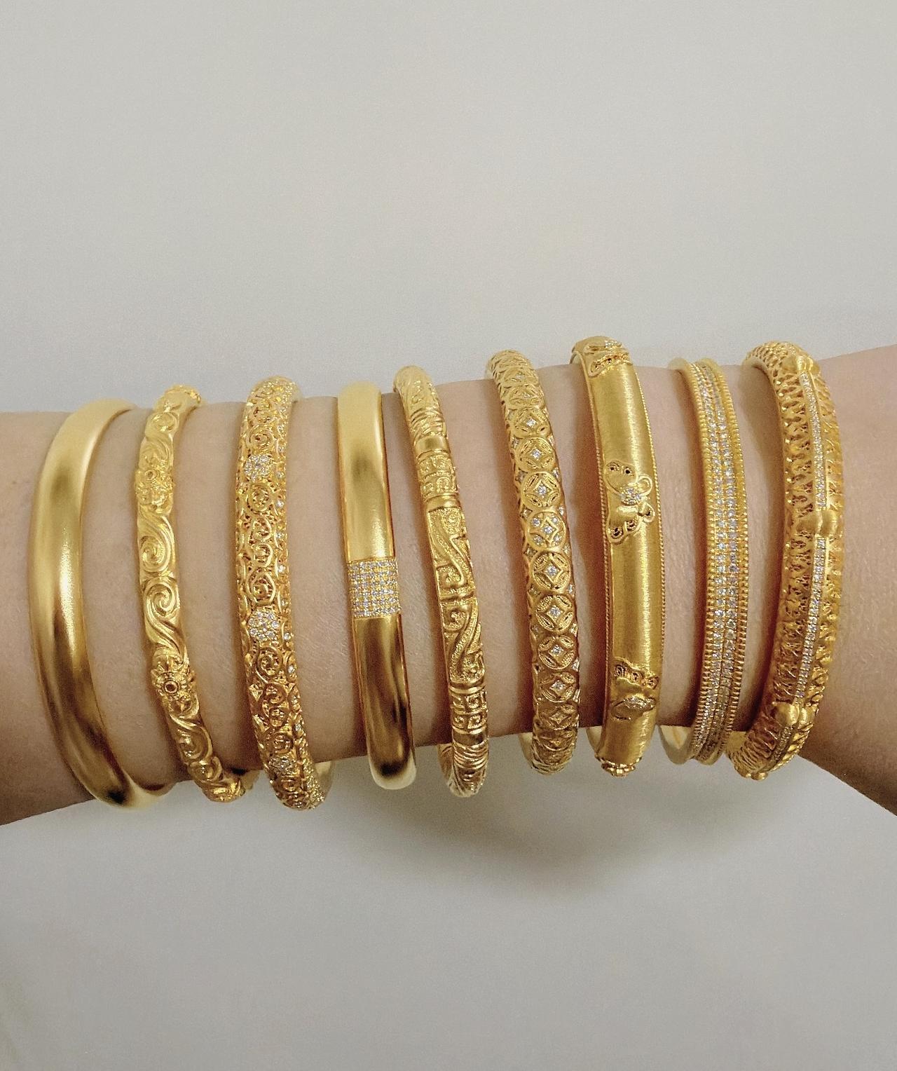 这下好了，金价彻底跌疯了！3月26日，一只58克的金镯子，75000块就能直接拿