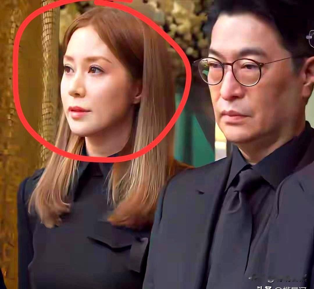 我发现徐子淇这个女人，实在是不太聪明。我愣是没想到她能这么没情商。有人觉