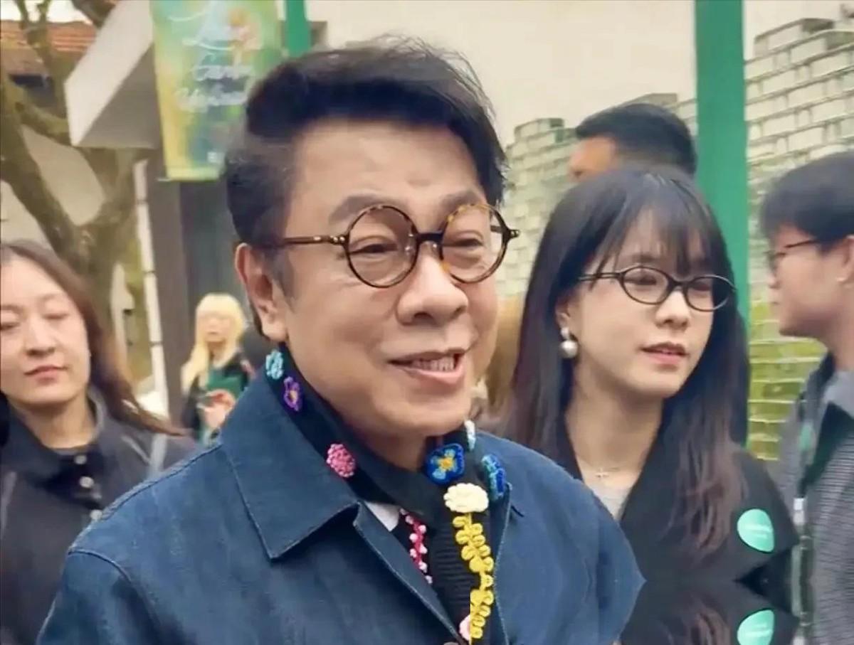 蔡康永这回是真的坐不住了。前脚刚被严厉点名，后脚就急吼吼地发声“找补”，这满满的