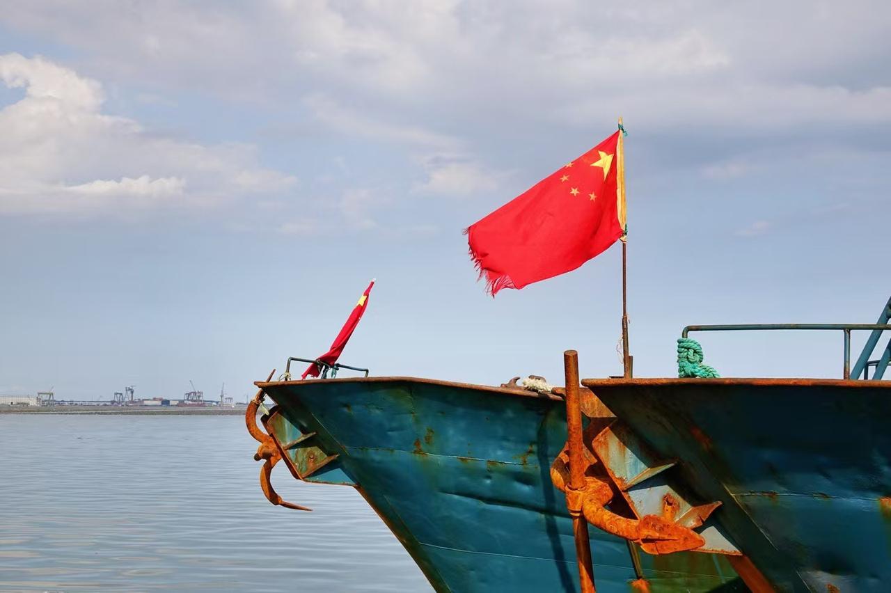 炸裂！1.22万亿！人民币跨境支付爆冲，中国资产成全球唯一避风港！全球乱成一锅粥