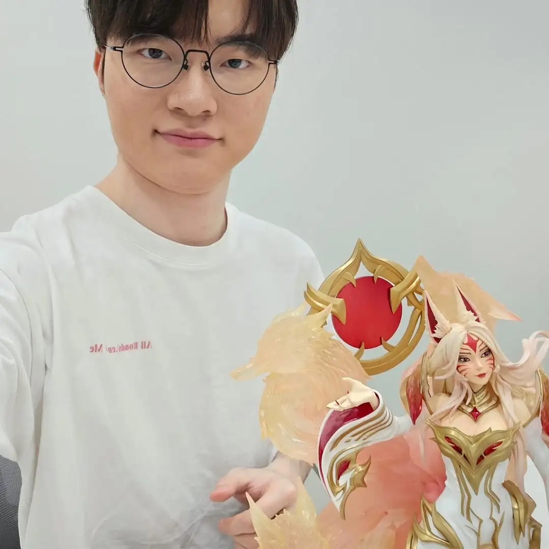 【Faker：真心感谢大家为我庆生，希望大家永远健康】Faker选手今日更新个人