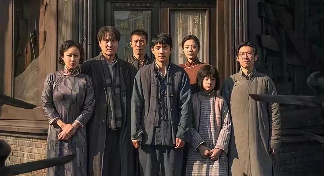坚决反对一些人网暴《南京照相馆》《南京照相馆》火了，上映6天票房就破了7亿，大