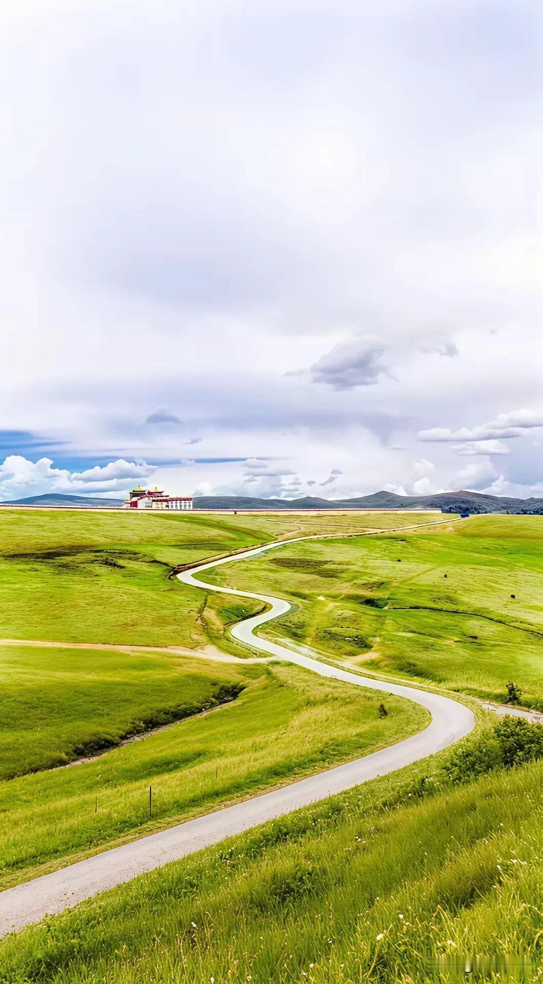 尼采说：“人来到这世上，就应该跟最好的人，最美的事物，最芬芳的灵魂倾心相见，