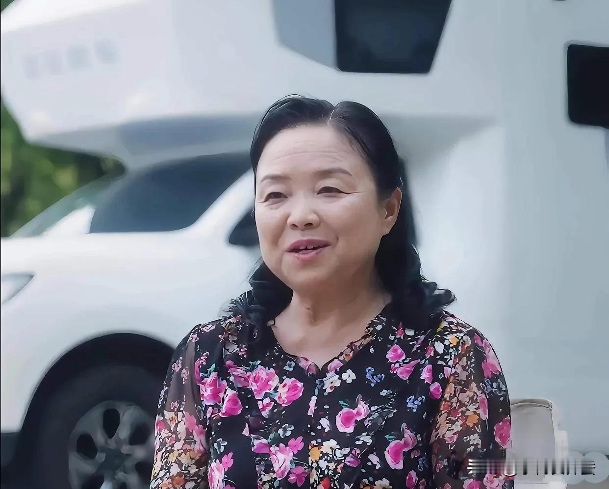 假如苏敏和房主任是男人，他们的故事或许是另一种模样。六十多岁的老苏（男人退