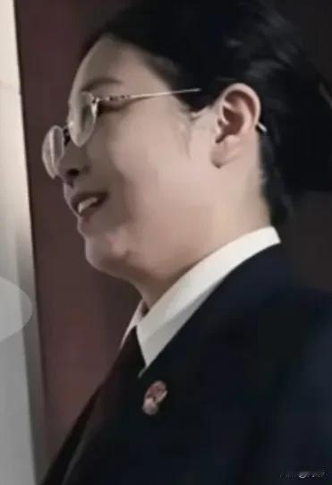 4月30日消息，湖南省长沙市雨花区人民法院审判委员会委员、一级法官秦晓梅因涉嫌严