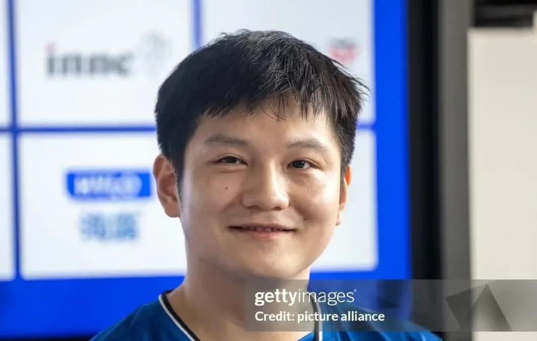 樊振东或将回归国乒？对于是否回归国乒樊振东做出了回应，这完全是教科书式回