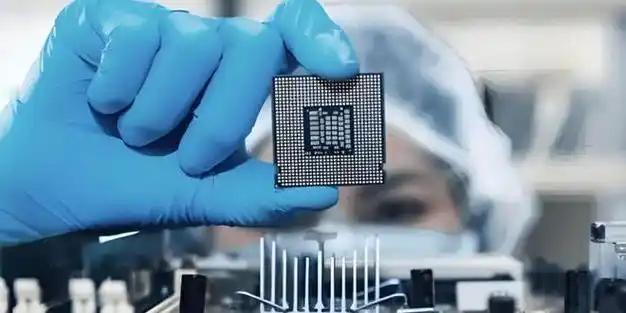 中国又一黑科技出世，2家企业反超英伟达，芯片突围打破海外垄断.. 提及国产芯