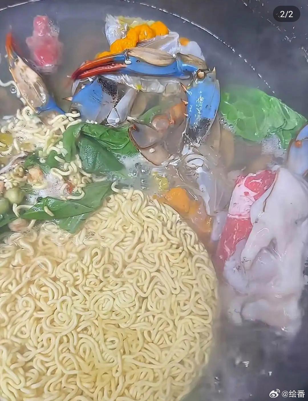 来男朋友他妈妈给我煮的面，有点下不了口我要走吗？