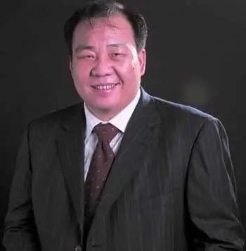 我的前老板，陈道荣先生，温州乐清人，是当年华仪集团的掌舵人，也是我职业生涯里印象