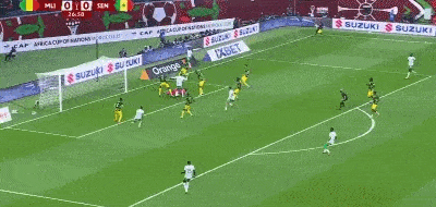 非洲杯：摩洛哥2-0喀麦隆、塞内加尔1-0十人马里，卜拉欣建功恩迪亚耶制胜，两队