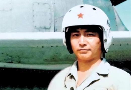 南海撞机王伟成功跳伞，为啥10万人都找不到他？直到20多年后才懂你有没有想过，