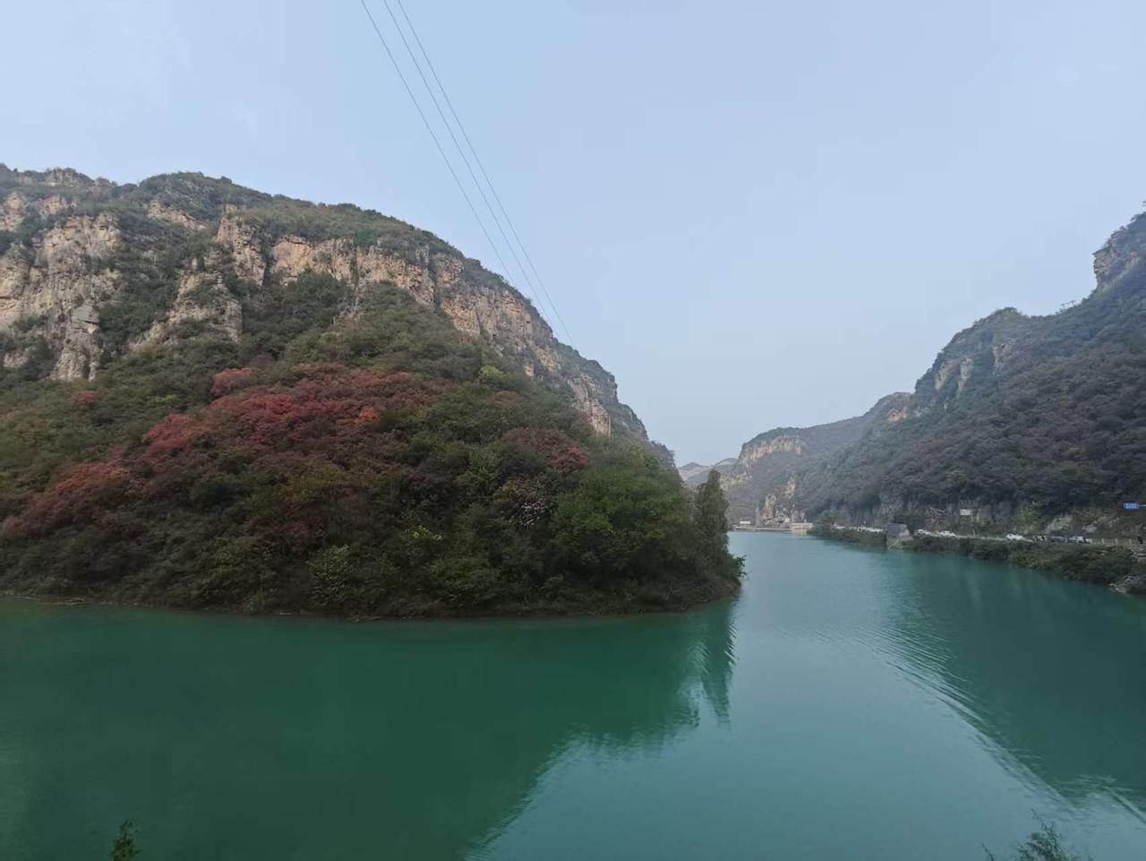 周瑜、甘宁都主张先统一南方，形成南北对峙，再图谋统一全国。所谓南方，是指扬州、荆