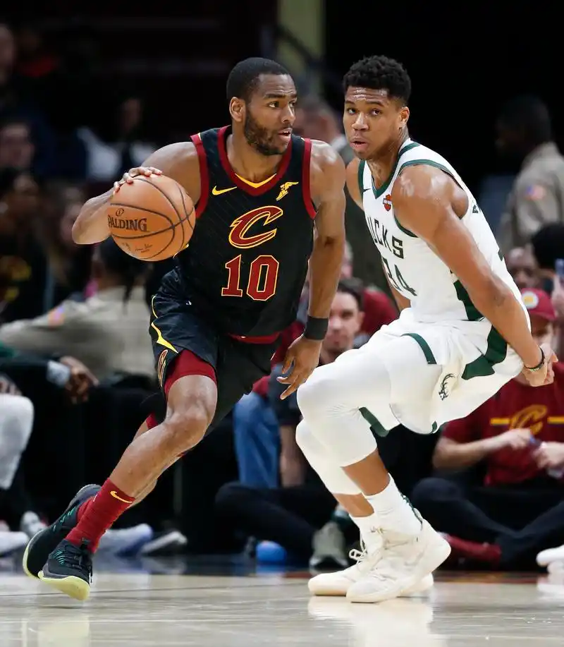 万万没想到，NBA在中国凉得这么彻底。很多人以为它只是被停播了几个月，实际上这7年它不仅每年蒸发至少
