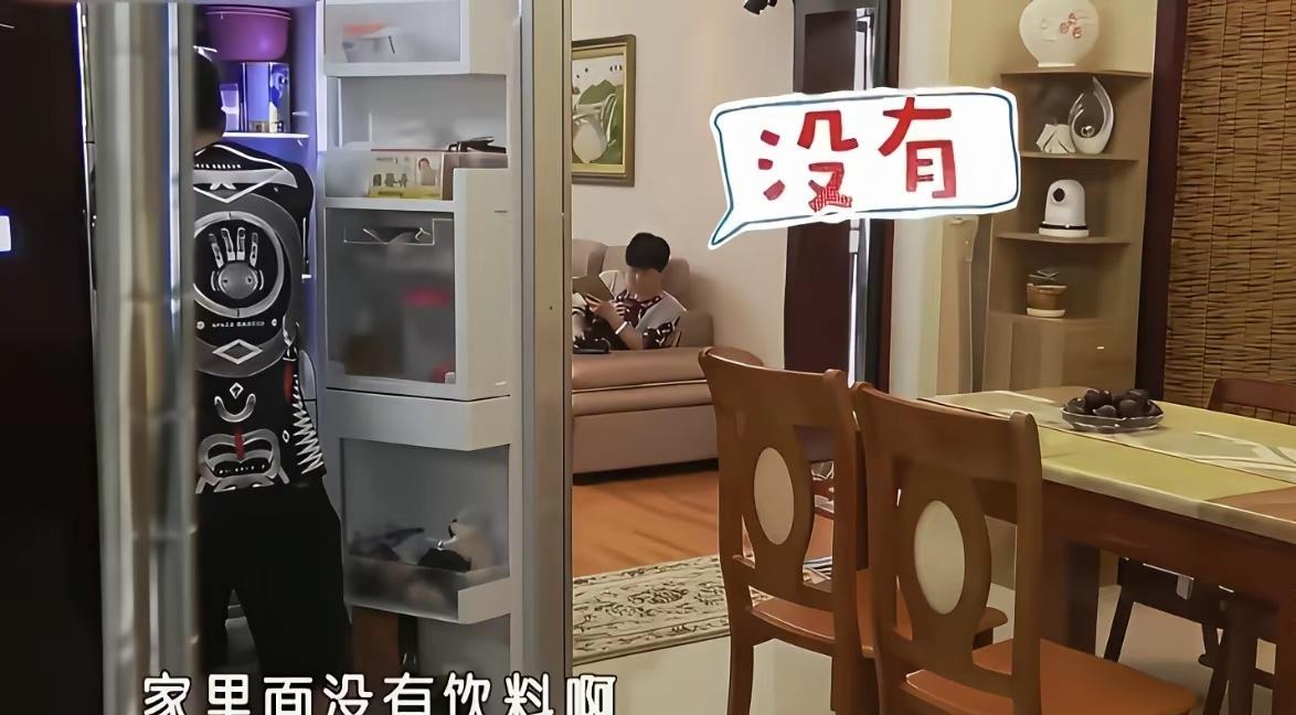看完这档综艺，我才算明白，冉莹颖妈妈为啥总对邹市明甩脸子，真不是这女婿哪儿做得不