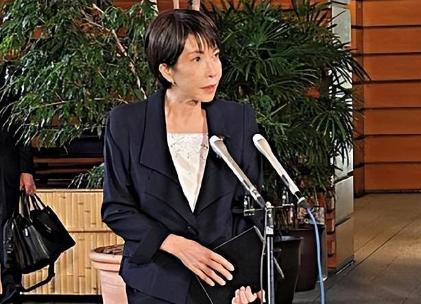 上台才9个月，高市早苗的“不败神话”就碎了，连饭都快吃不起了，谁还管你什么“日本