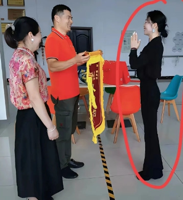 真的很后怕[惊恐]！看了金华被救女子给救人英雄郑大哥送锦旗，才知道当初郑志军是