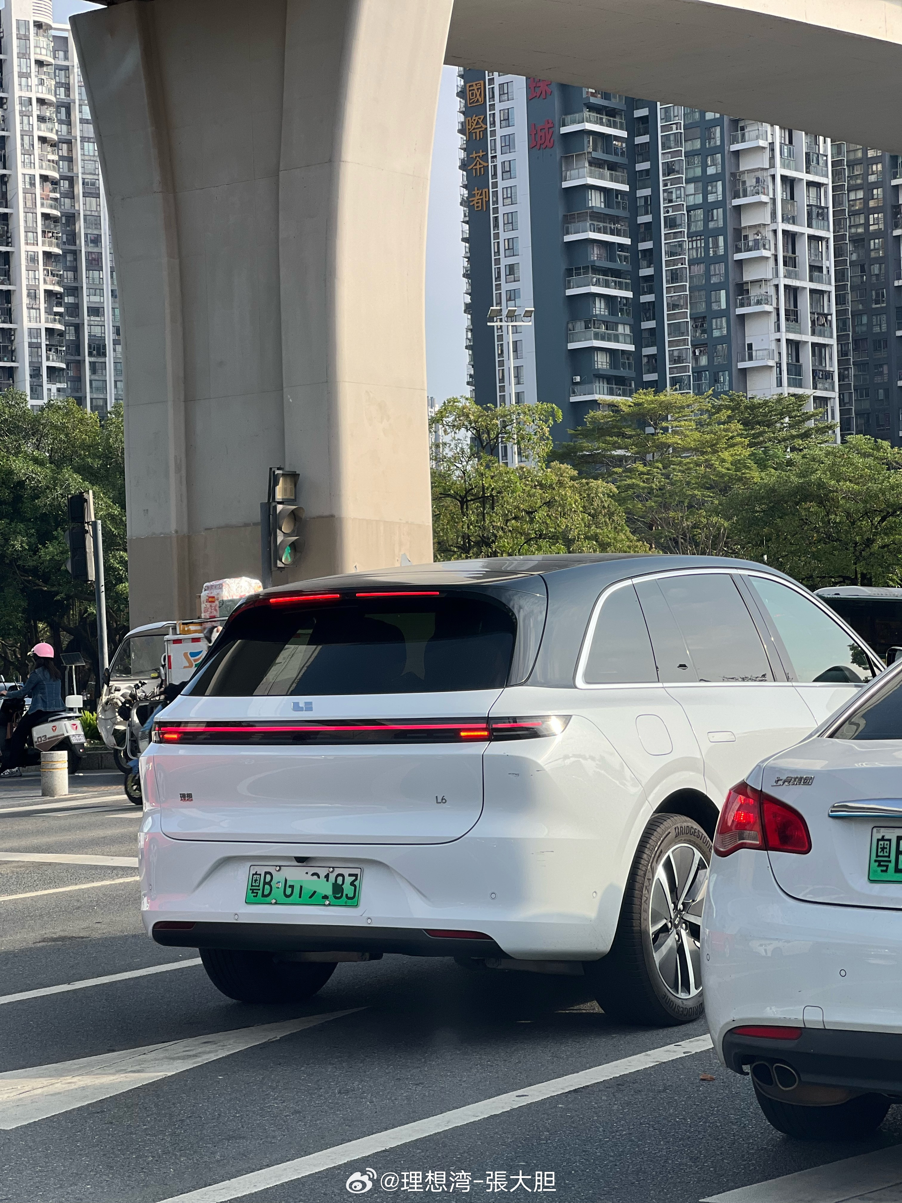 理想L6不太适合双拼！[doge][doge][doge]​​​