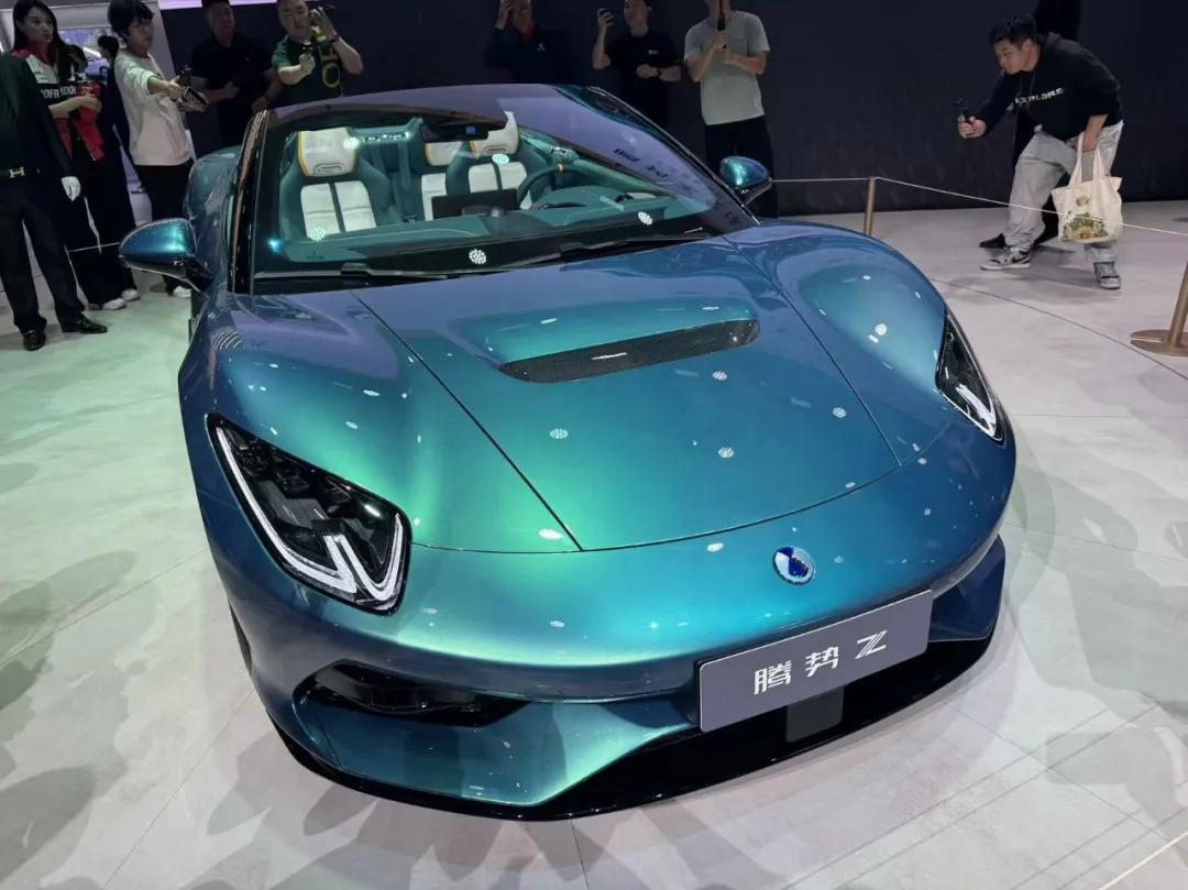 这就是赤裸裸的事实2021年，比亚迪卖了73万辆2022年，比亚迪卖了186