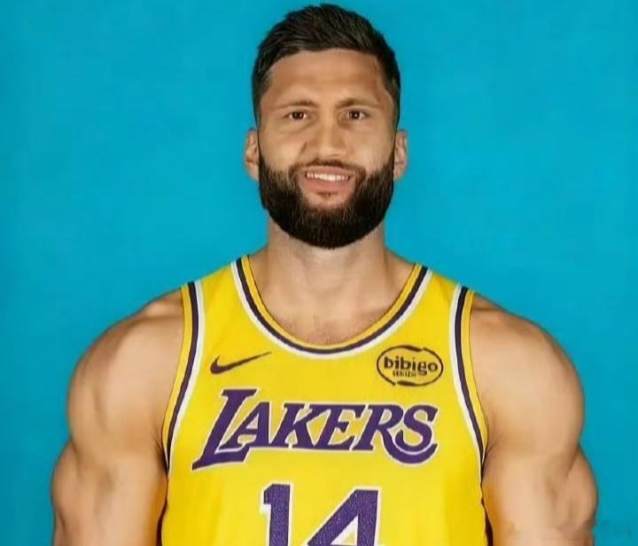 湖人火箭明日伤病！湖人这边——克勒贝尔（腰椎背部拉伤）明日缺席！火箭这边——申京