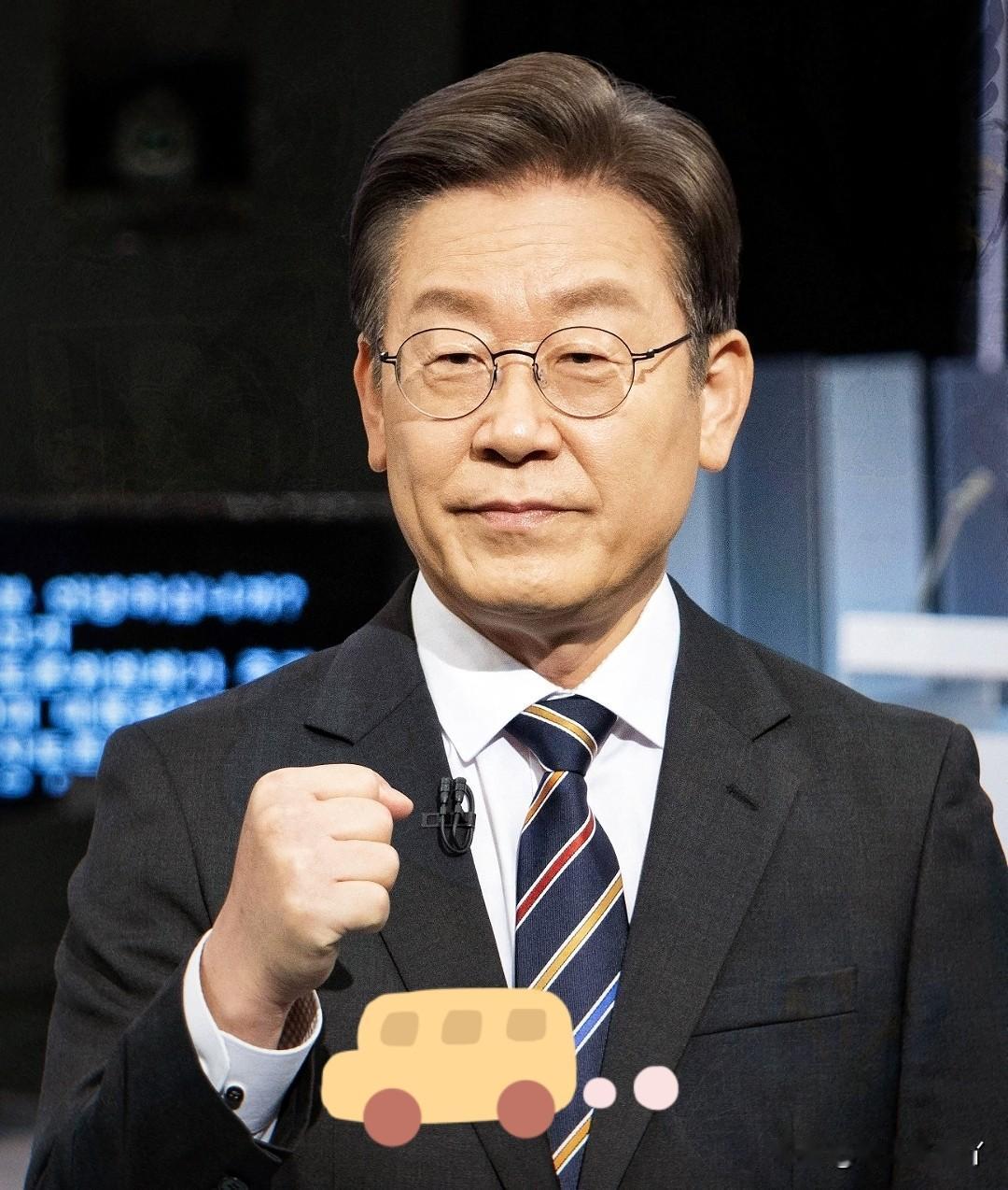 韩国总统李在明宣布:2月26日，韩国总统李在明在青瓦台宣布，必须持续努力与朝